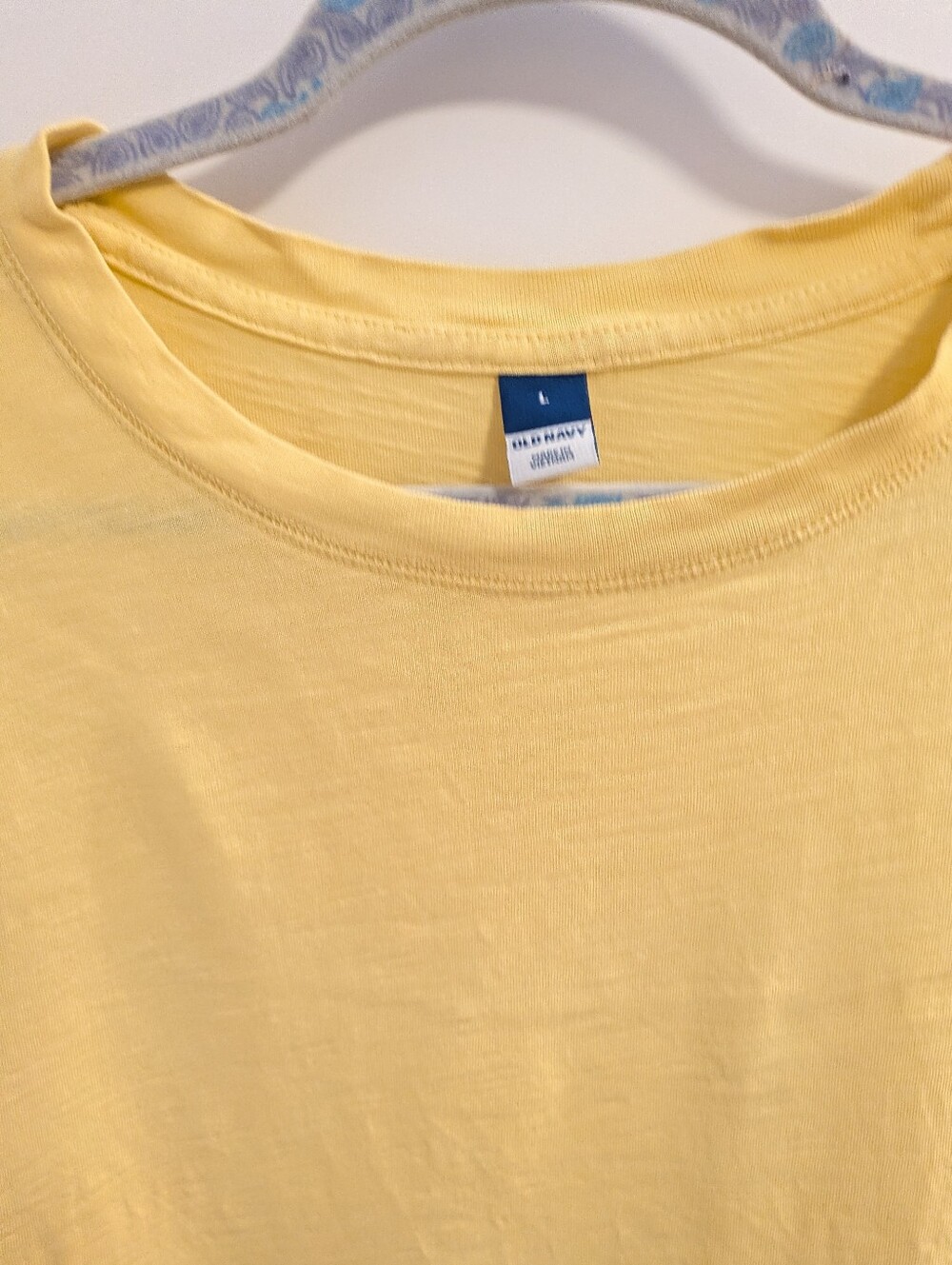Old Navy Crew Neck Shirt - Picture 3 of 8